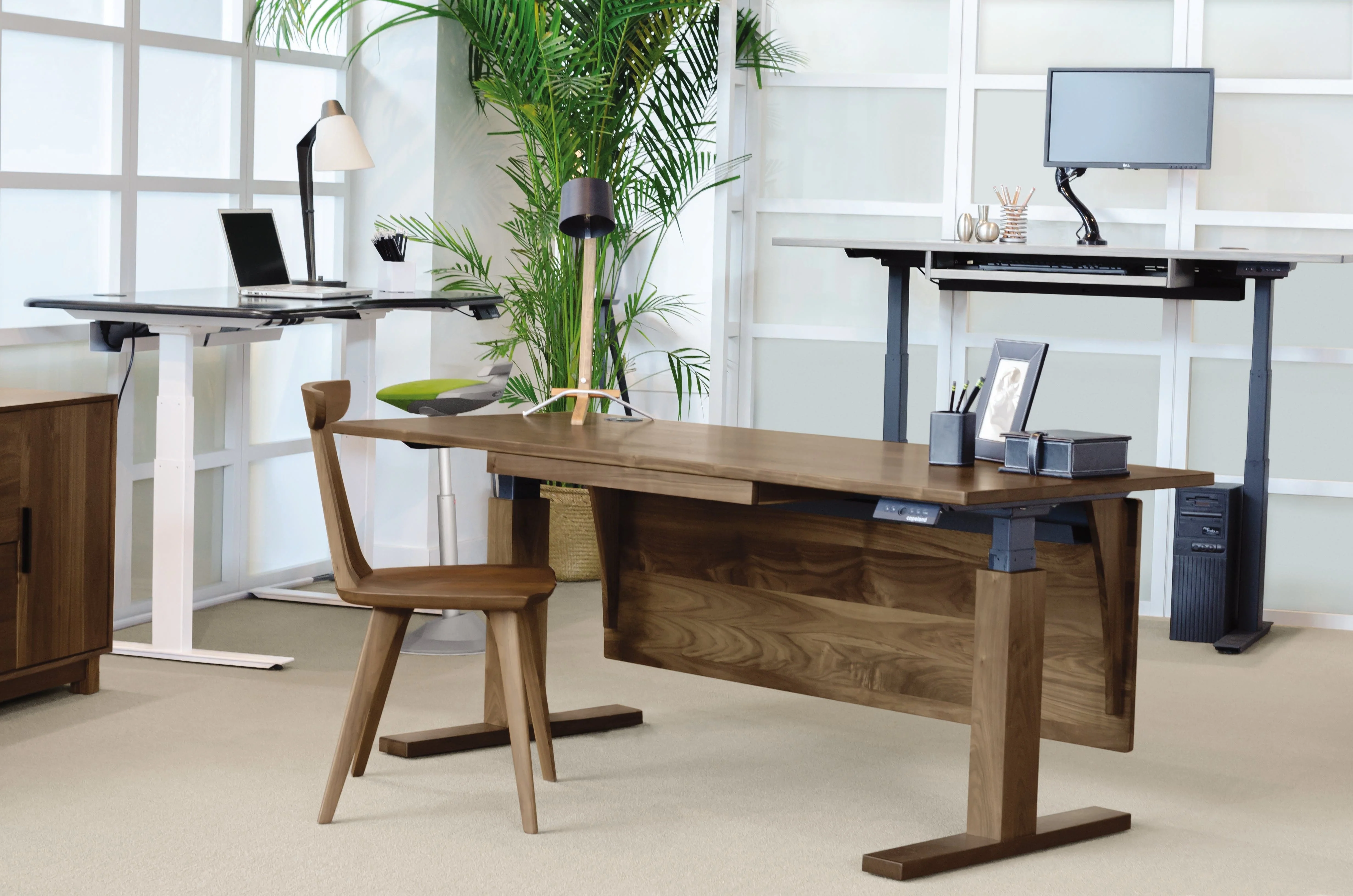 Copeland Invigo Workstation Sit-Stand Desk - Image 12