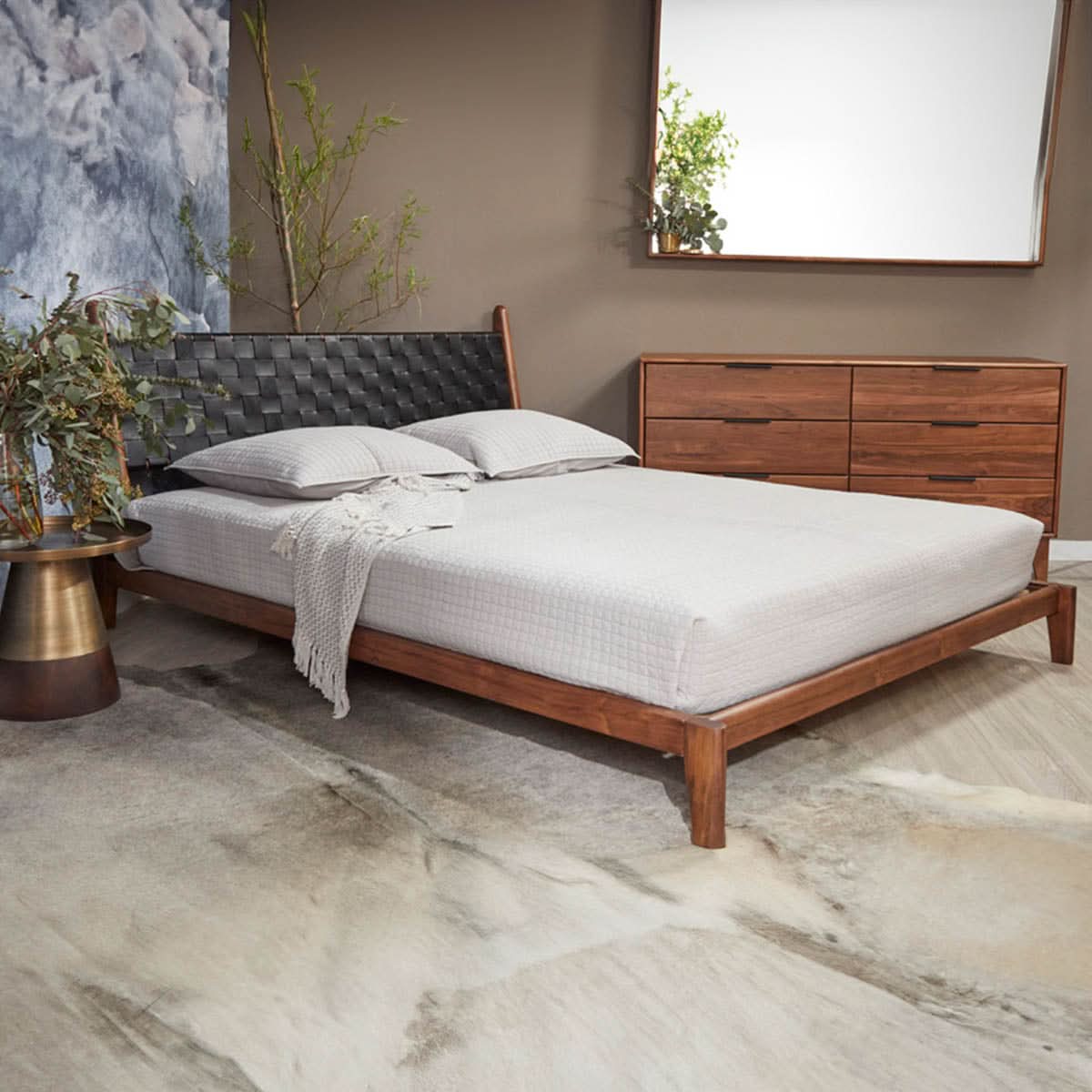 Cove Platform Bed - Image 4
