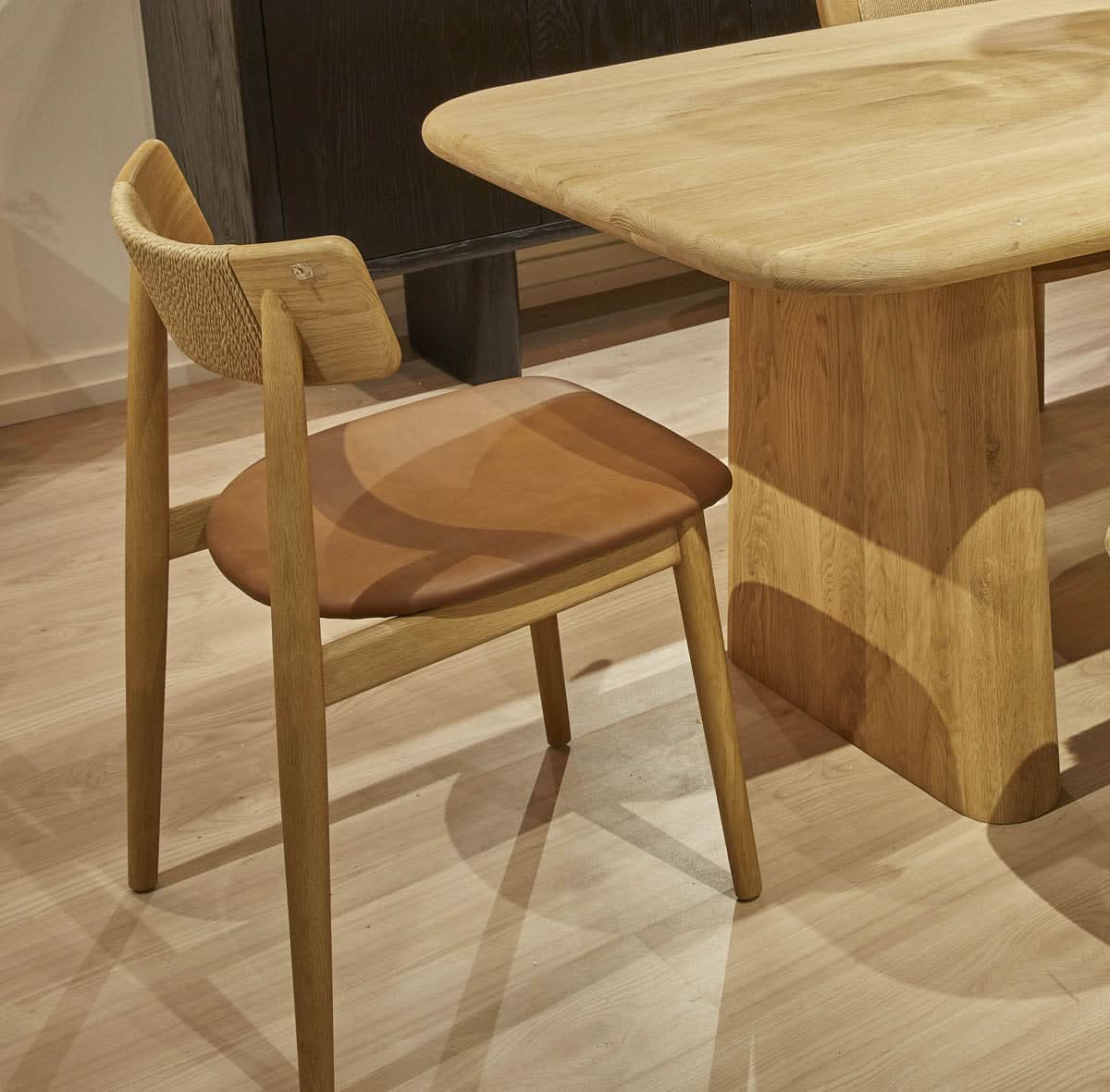 Converse Dining Chair (Set of 2) - Image 6